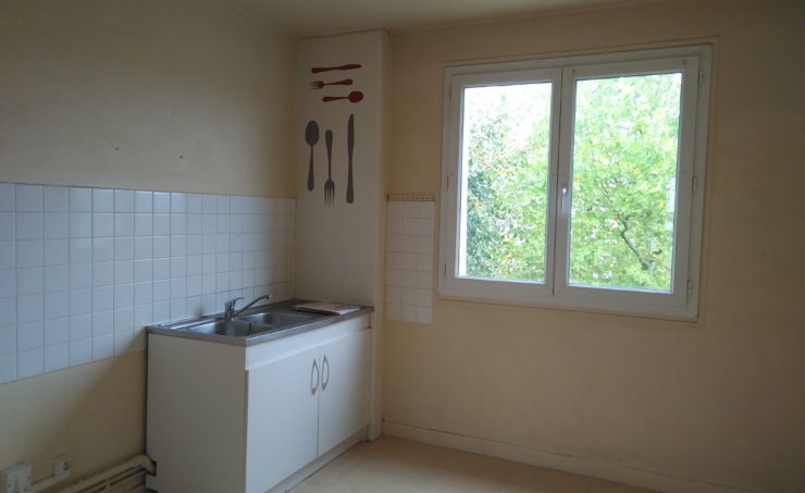 Appartement T4 71m² 63120 COURPIERE - Image 4