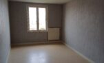 Appartement T3 72m² 63340 ST GERMAIN LEMBRON - Image 4