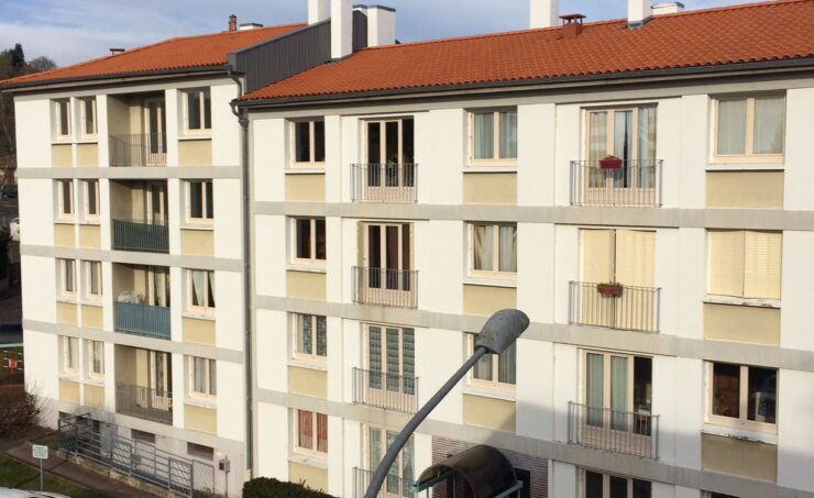 Appartement T5 et + 82m² 63700 ST ELOY LES MINES - Image 3