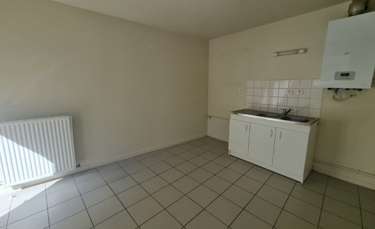Maison T5 et + 100m² 63540 ROMAGNAT - Image 4