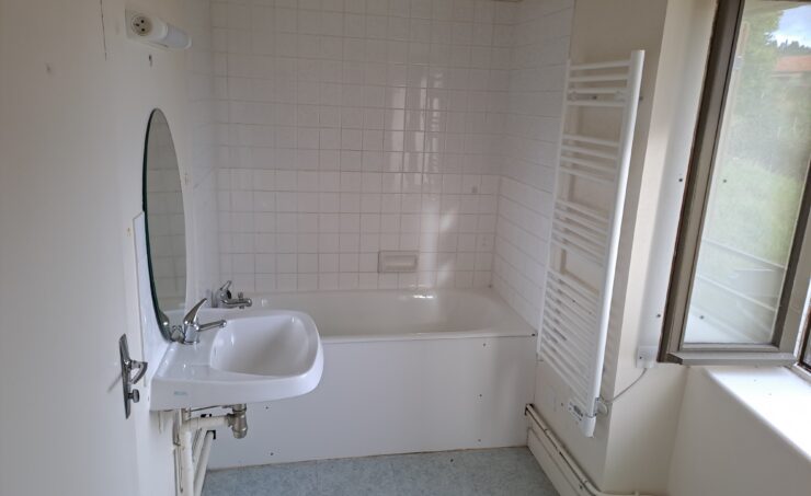 Appartement T1 38m² 63250 ARCONSAT - Image 3