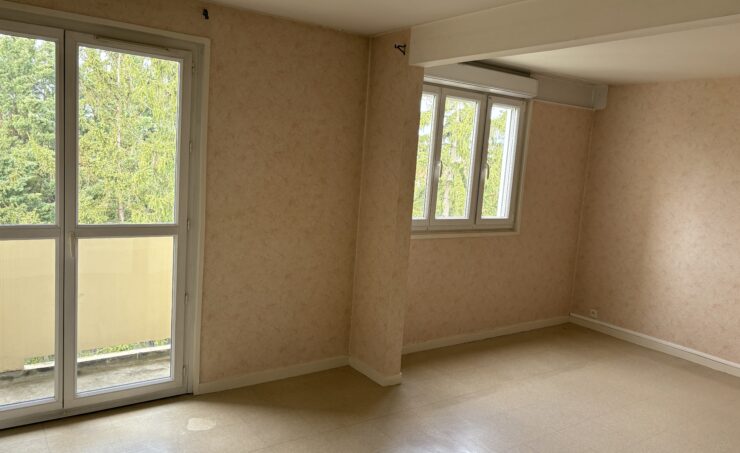 Appartement T4 85m² 63200 RIOM - Image 3