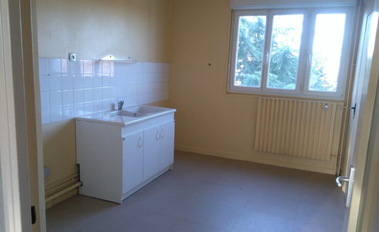 Appartement T3 68m² 63200 RIOM - Image 2