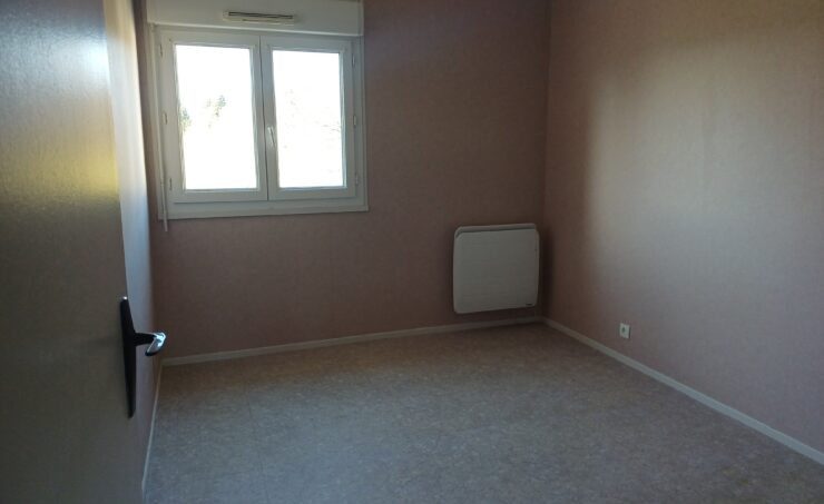 Appartement T4 81m² 63550 ST REMY SUR DUROLLE - Image 3