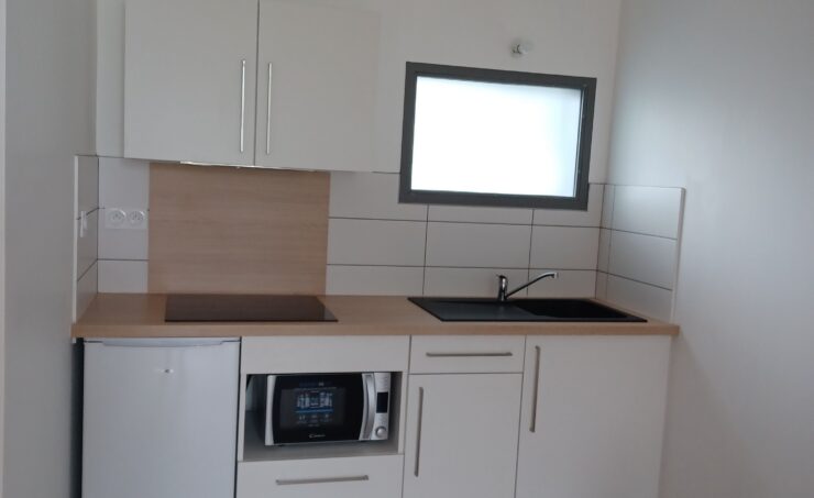 Appartement T2 51m² 63750 MESSEIX - Image 1