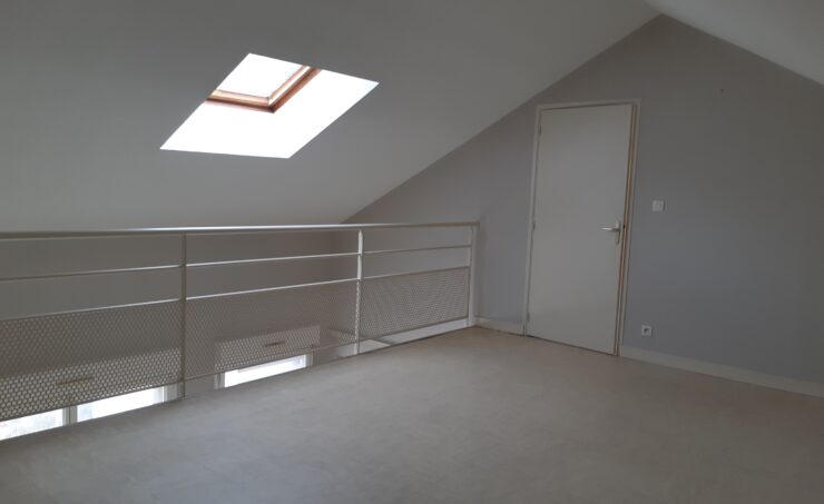 Appartement T4 93m² 63300 THIERS - Image 3