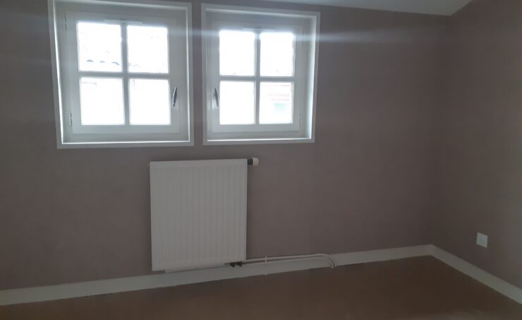 Appartement T4 88m² 63300 THIERS - Image 3
