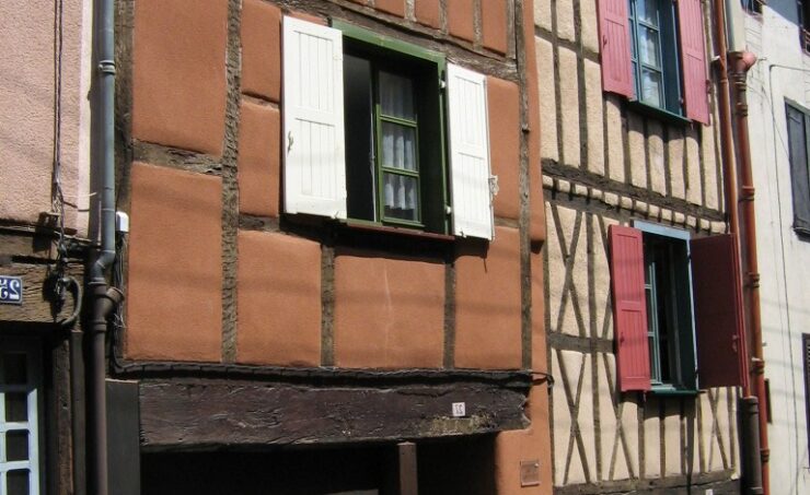 Appartement T4 88m² 63300 THIERS - Image 4