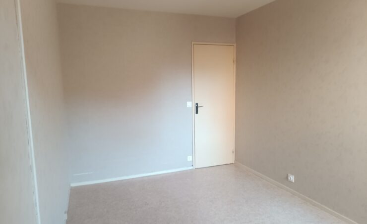 Appartement T4 78m² 63800 COURNON D AUVERGNE - Image 6