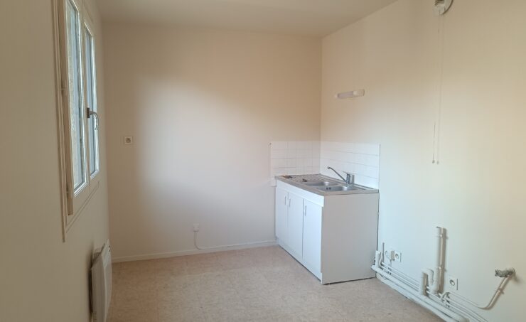 Appartement T4 78m² 63800 COURNON D AUVERGNE - Image 4