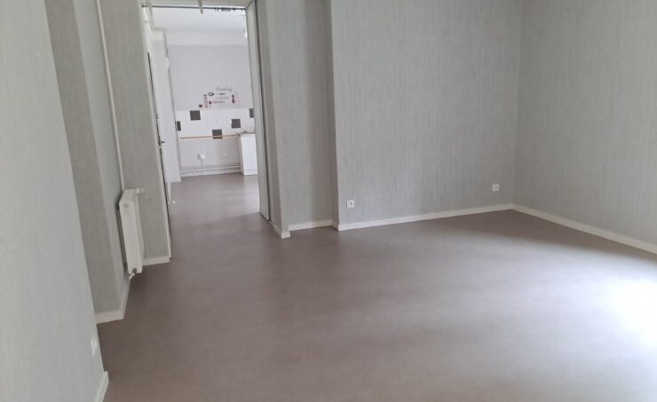 Appartement T2 58m² 63140 CHATEL GUYON - Image 3