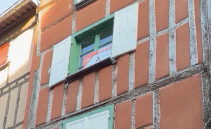 Appartement T4 88m² 63300 THIERS - Image 4