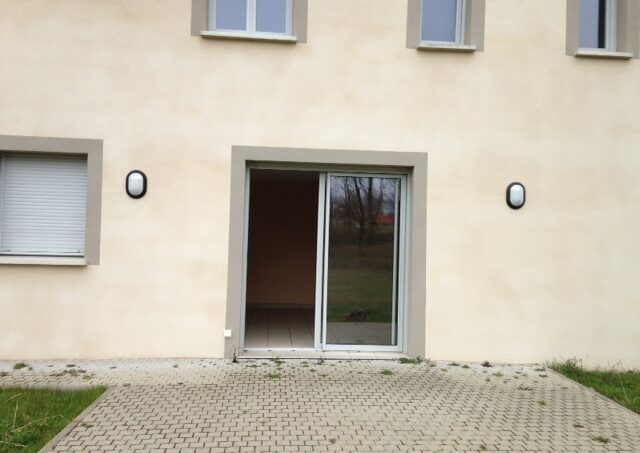 Maison T5 et + 93m² 63550 PALLADUC - Image 1