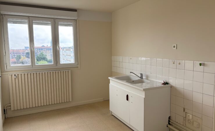 Appartement T4 75m² 63200 RIOM - Image 3