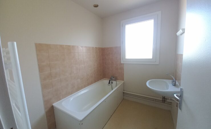 Maison T4 80m² 63380 VILLOSANGES - Image 3
