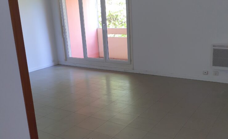 Appartement T3 67m² 63200 RIOM - Image 2