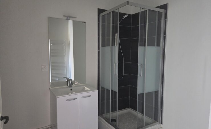 Appartement T1 33m² 63000 CLERMONT FERRAND - Image 3
