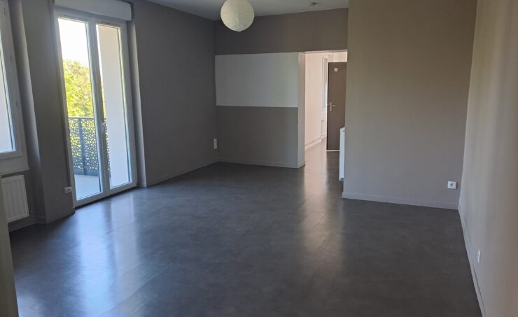 Appartement T3 66m² 63140 CHATEL GUYON - Image 2