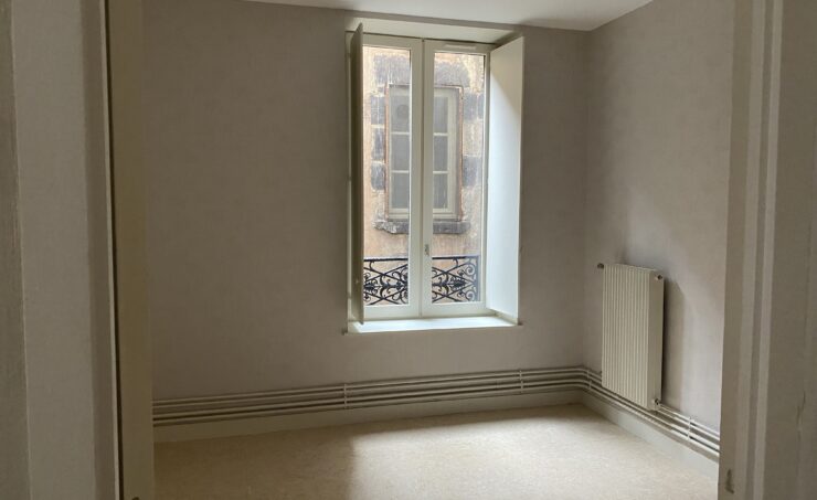 Appartement T2 42m² 63000 CLERMONT FERRAND - Image 3