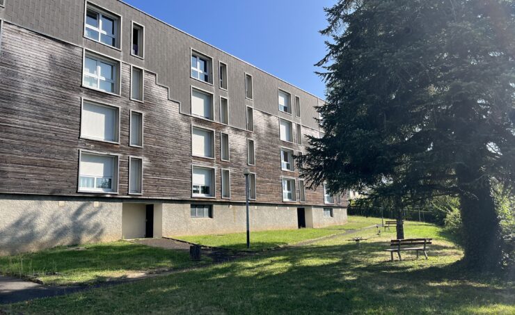 Appartement T3 67m² 63700 MONTAIGUT EN COMBRAILLE - Image 1