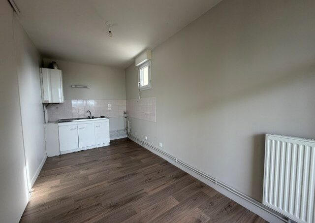 Appartement T4 67m² 63200 RIOM - Image 4