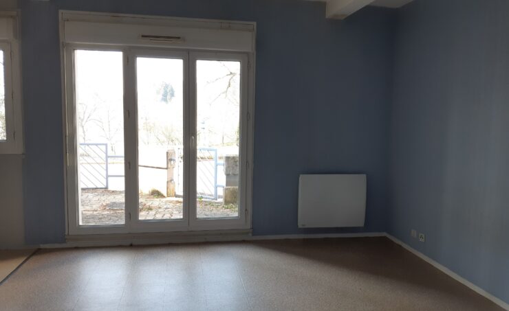 Appartement T1 35m² 63550 ST REMY SUR DUROLLE - Image 2