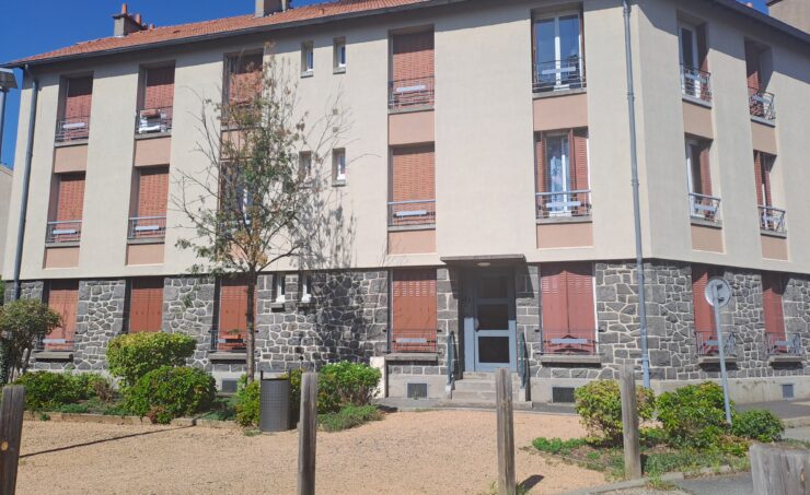 Appartement T2 49m² 63200 RIOM - Image 3