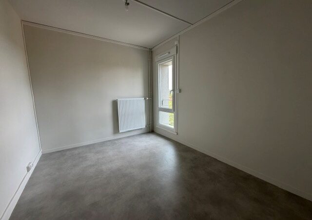 Appartement T3 73m² 63700 ST ELOY LES MINES - Image 2