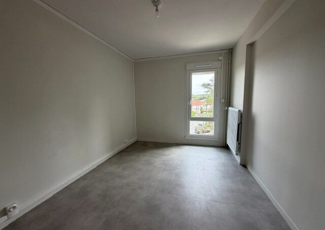 Appartement T3 73m² 63700 ST ELOY LES MINES - Image 3