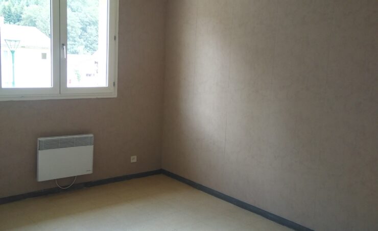 Appartement T3 68m² 63480 VERTOLAYE - Image 4