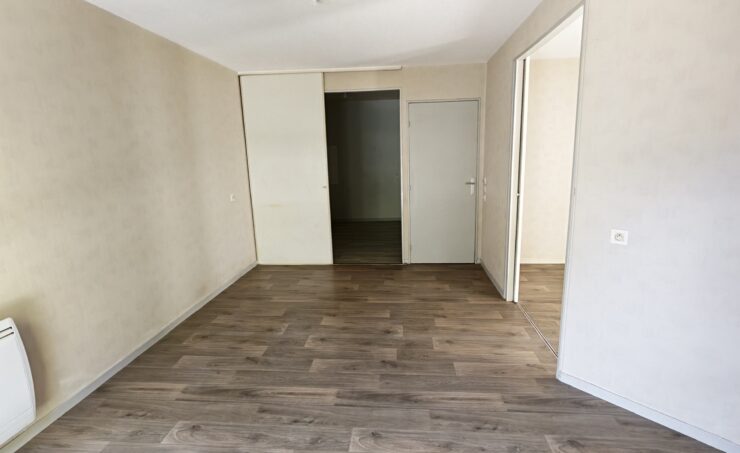 Appartement T1 bis N°3 Résidence LES POINTILLOUX - Image 2