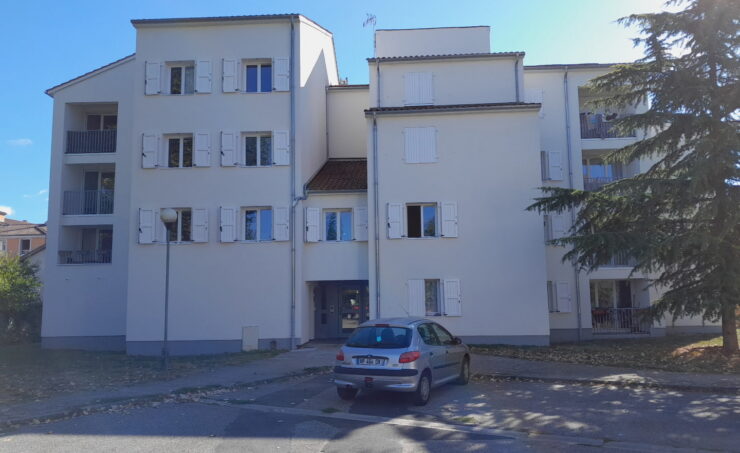 Appartement T4 83m² 63600 AMBERT - Image 7