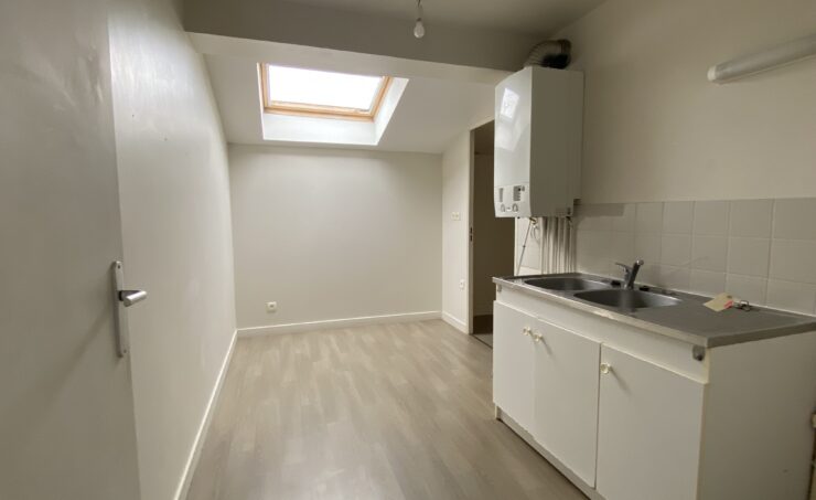Appartement T4 80m² 63122 CEYRAT - Image 2