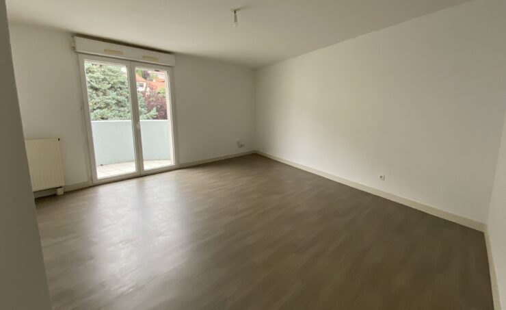 Appartement T4 80m² 63122 CEYRAT - Image 1